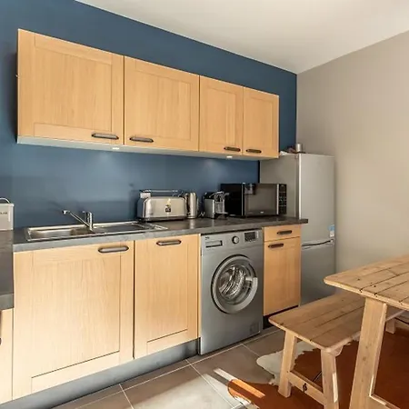 アパート T3 Avec Balcon, Proche Pistes, Parking Inclus - Fr-1-351-235 *